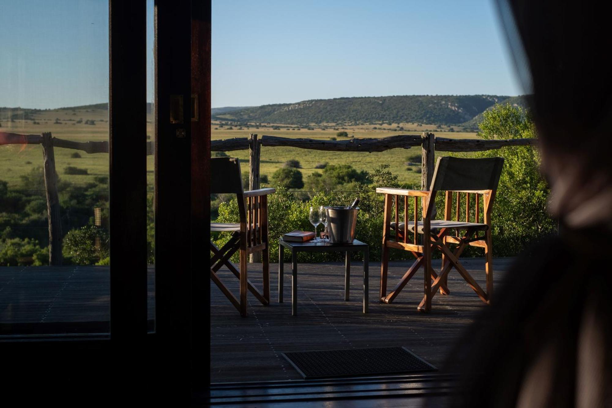 Hillsnek Safari Camp - Amakhala Game Reserve ภายนอก รูปภาพ