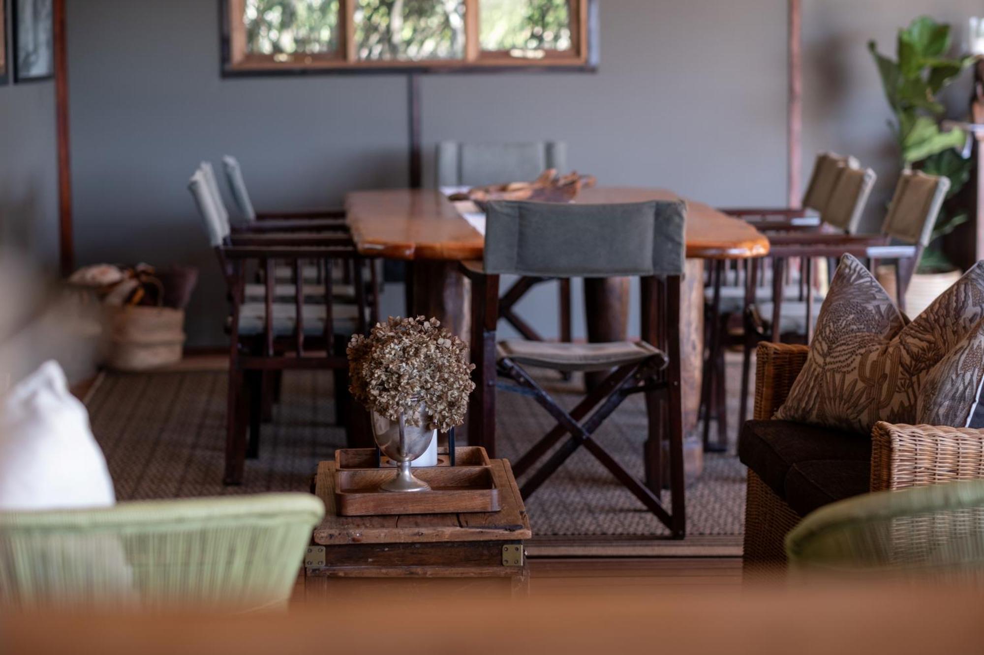 Hillsnek Safari Camp - Amakhala Game Reserve ภายนอก รูปภาพ